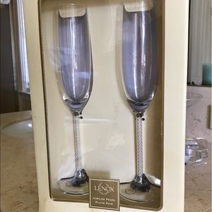 NEW IN BOX & Rare Lenox Jubilee Pearl Flute Pair