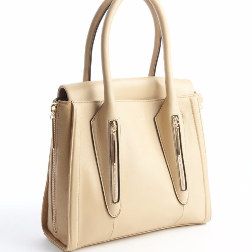 ⬇️✨HP✨ NWOT Pour La Victoire Riche Leather Tote