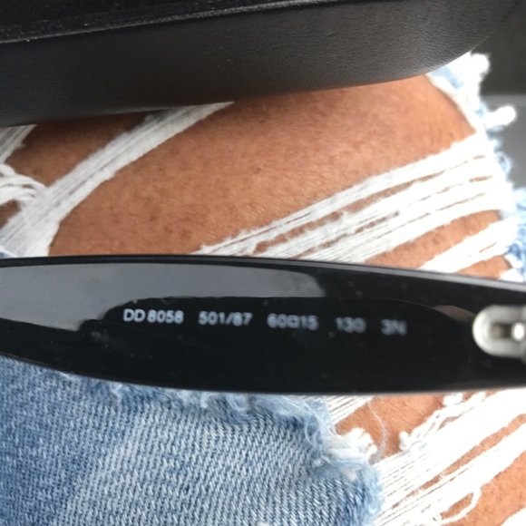 Dolce & gabbana sunglasses - Picture 3 of 4