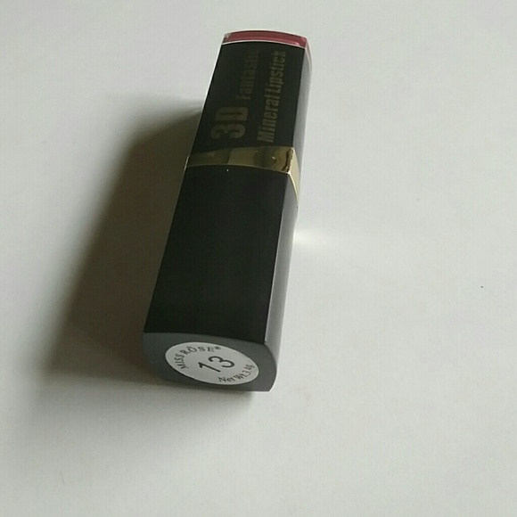 Miss Rose Lipstick - Picture 3 of 4