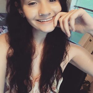 Meet your Posher, Jenna leone