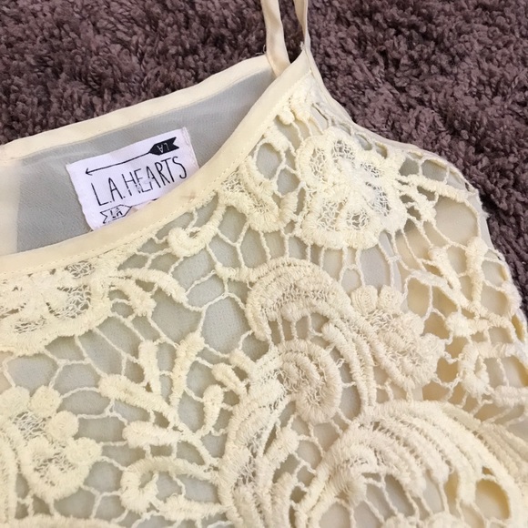 L.A. Hearts Cropped Tank Top - Picture 2 of 3