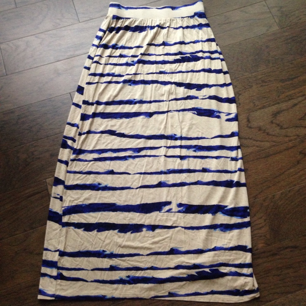 Long skirt