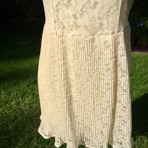 TOPSHOP Ron Herman lace dress - Picture 4 of 9