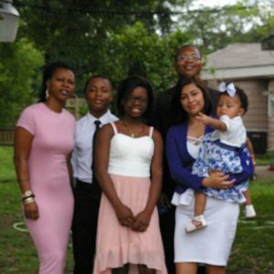 Meet your Posher, Regina