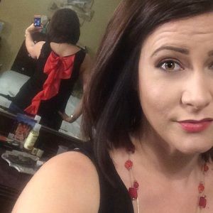 Red Bow Back Top Size Medium