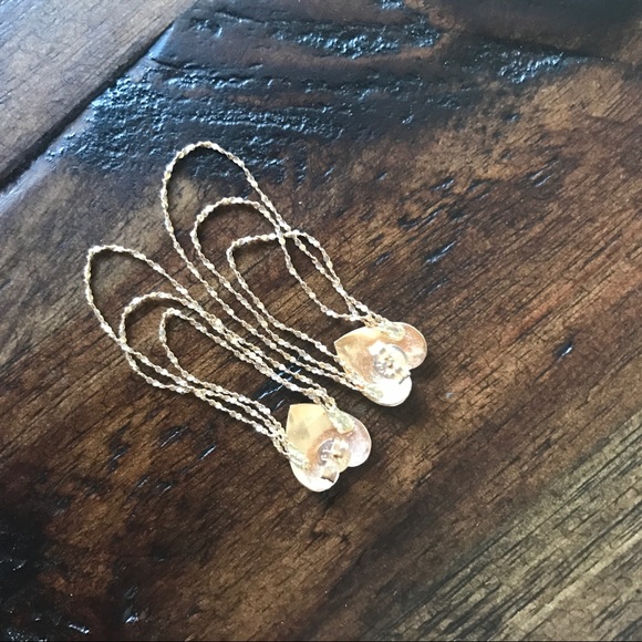 Beautiful 14k gold heart earrings - Picture 3 of 4