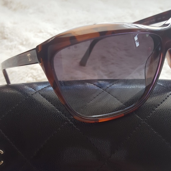 Add. Pictures CHANEL 5153 tortoisehell sunglasses - Picture 2 of 5