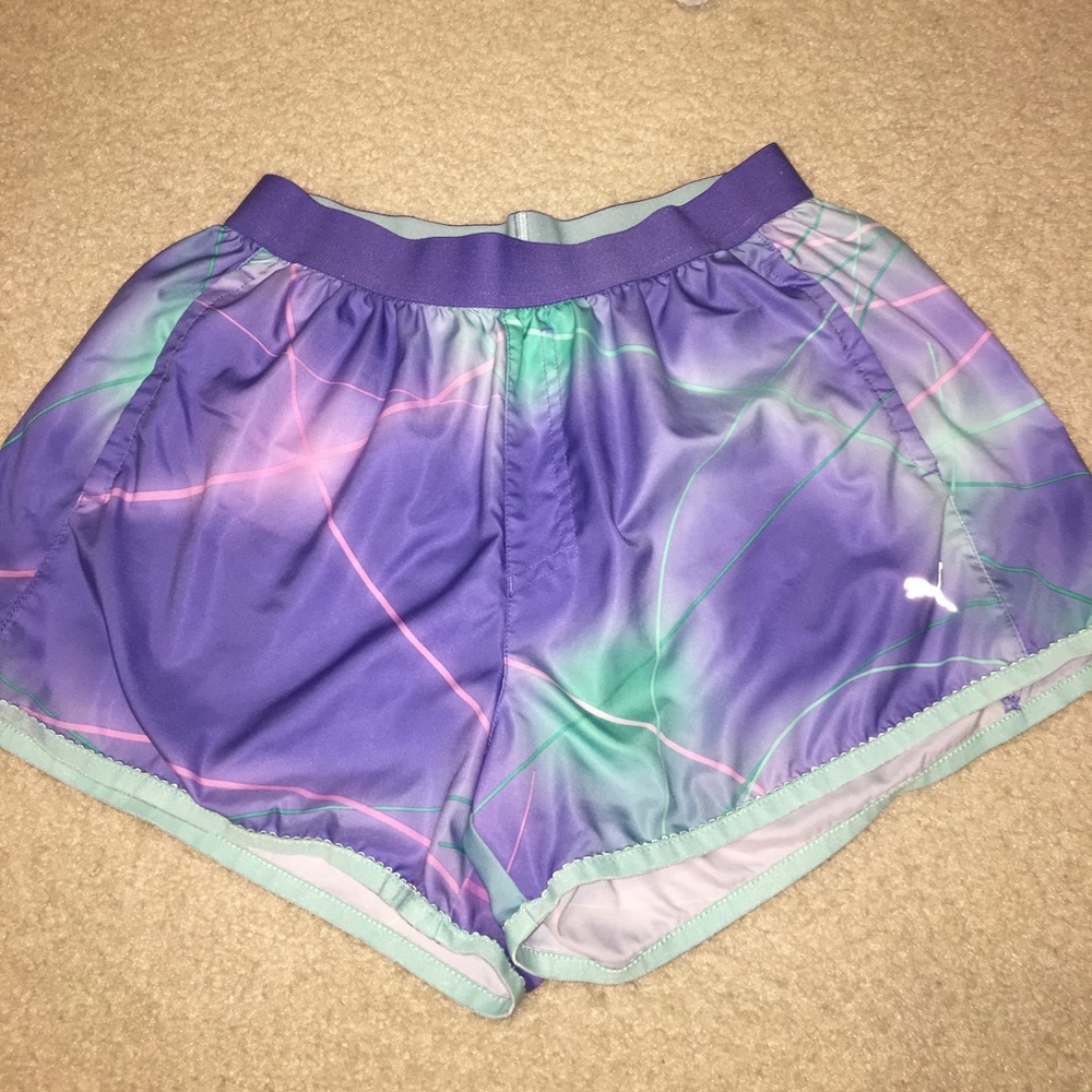 Running shorts