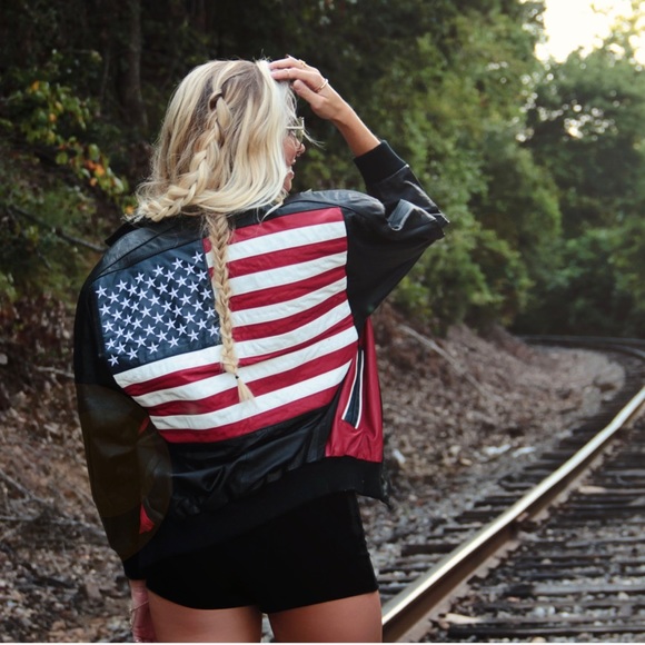 🇺🇸American Flag Vintage Leather Jacket 🇺🇸 - Picture 1 of 2
