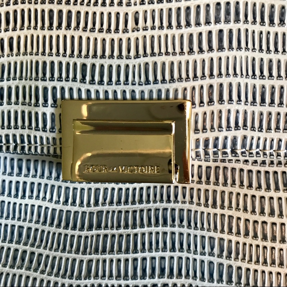 Pour la Victoire Designer Leather Shoulder Bag - Picture 3 of 7