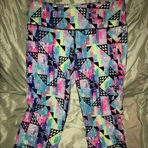 Knockout by Victoria's Secret VSX crop pants - L