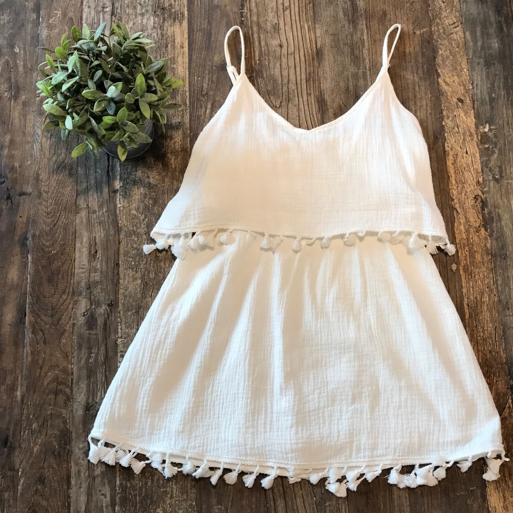 🚨25% OFF🚨 Impeccable Pig White Tassel Dress