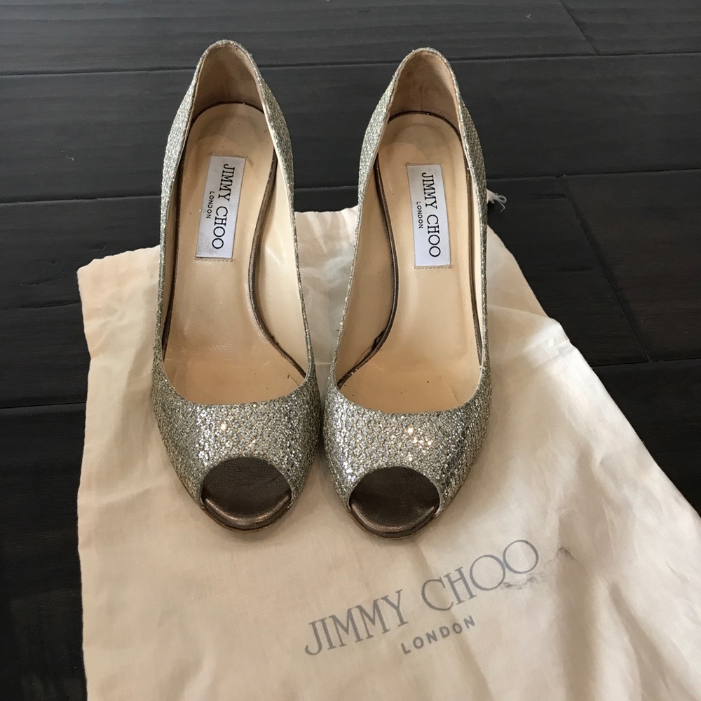 Jimmy Choo Evelyn champagne peep toe in 35.5