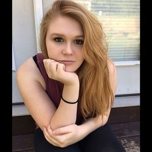 Meet your Posher, Mandy