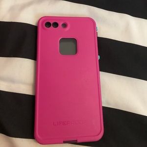 iPhone 7 plus Lifeproof phone case