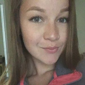 Meet your Posher, Mackenzie