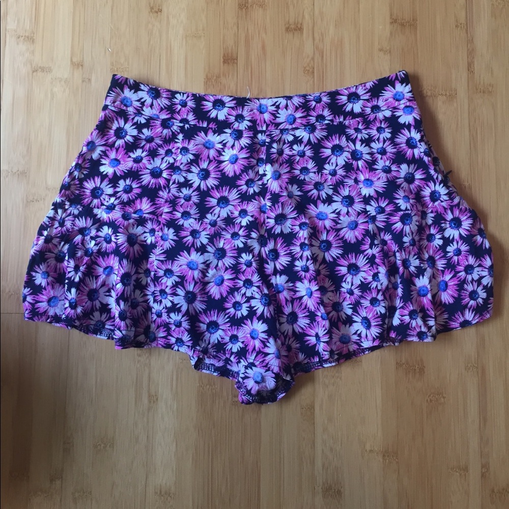 LF flowy shorts