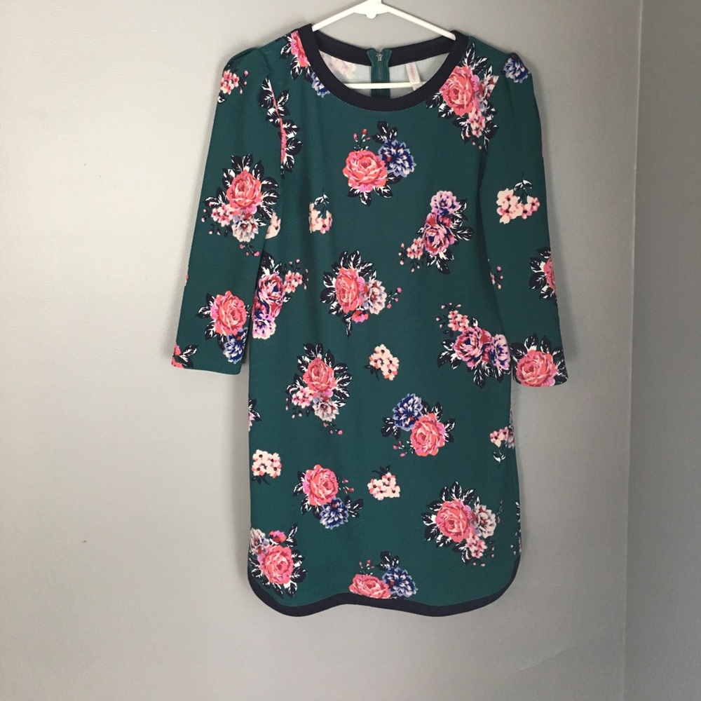 Floral mini