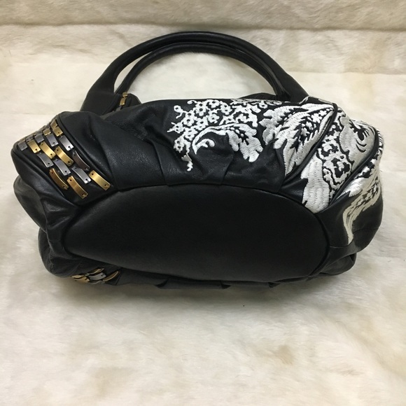 {NWOT} Isabella Fiore Black Leather Purse - Picture 7 of 7