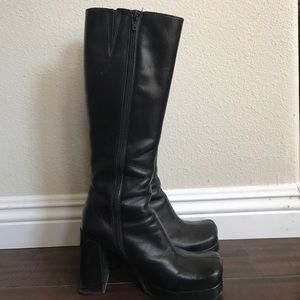 Guess High Boots