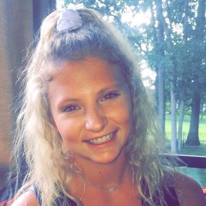 Meet your Posher, Jenna