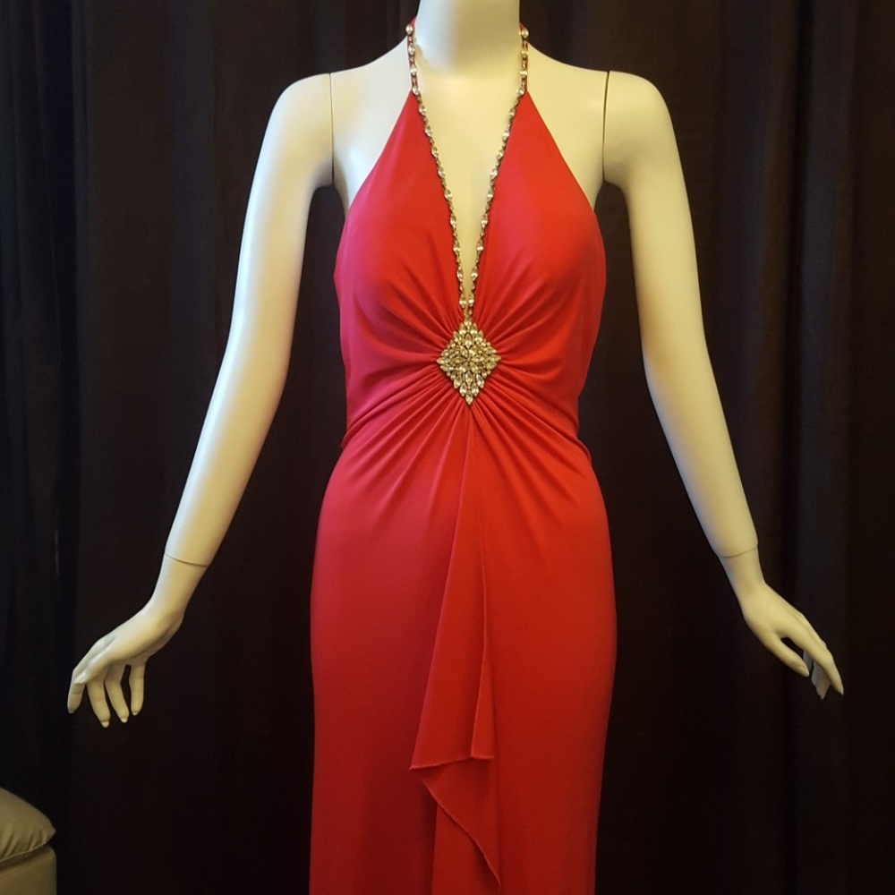 Nicole Bakti evening gown