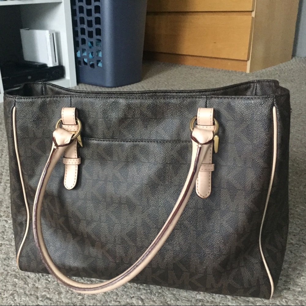 Michael Kors Signature Bag REAL