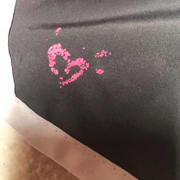 Shorts - Picture 2 of 4