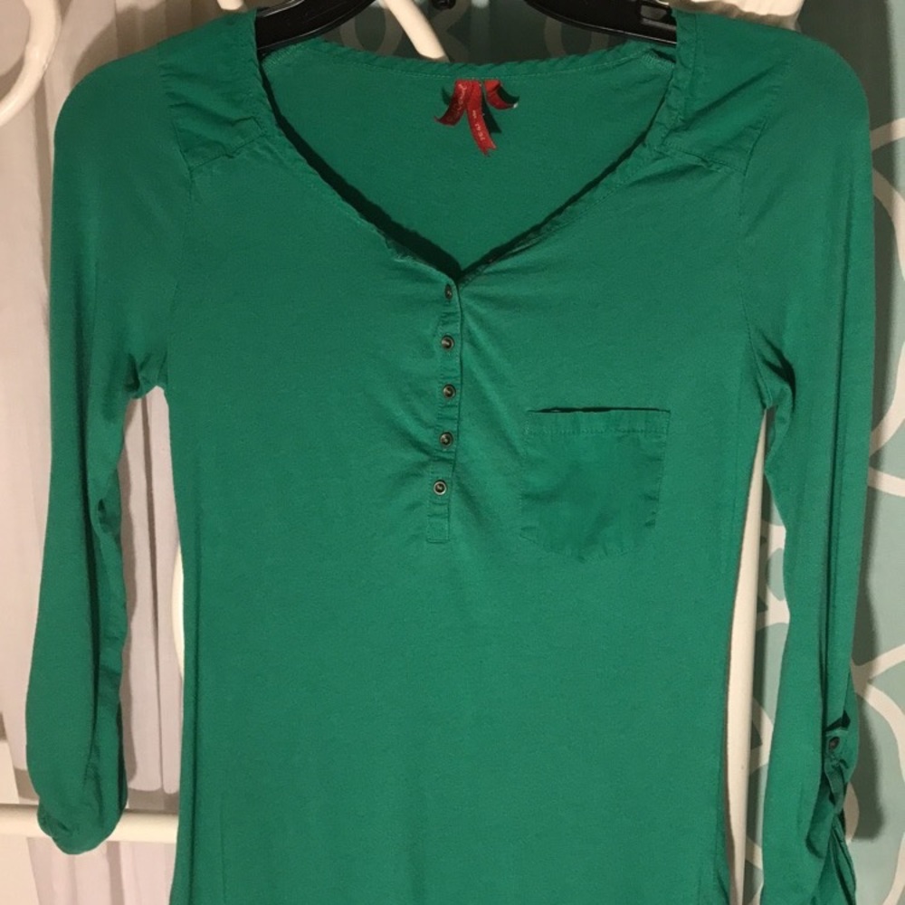 Women's Red Camel Green Shirt