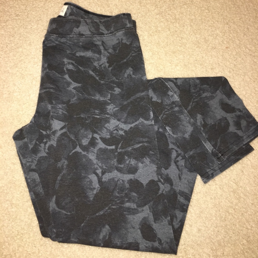 Abercrombie and Fitch leggings