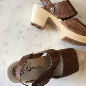 Jeffrey Campbell faux leather open toe clog