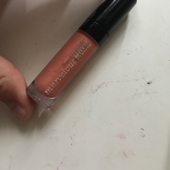 Marvelous Moxie, Bare Minerals - Beauty Insider Community Bareminerals-marvelous moxie-lipgloss-limited*