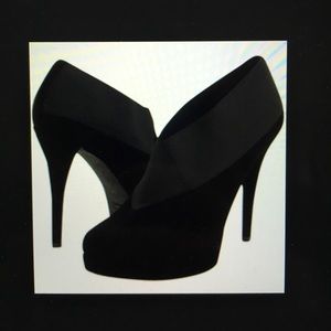 STUART WEITZMAN suede platform bootie