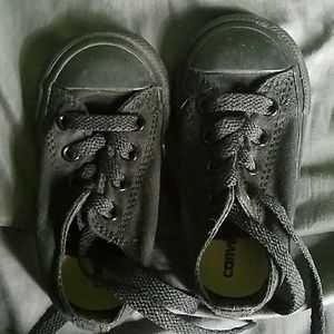 Black converse toddler