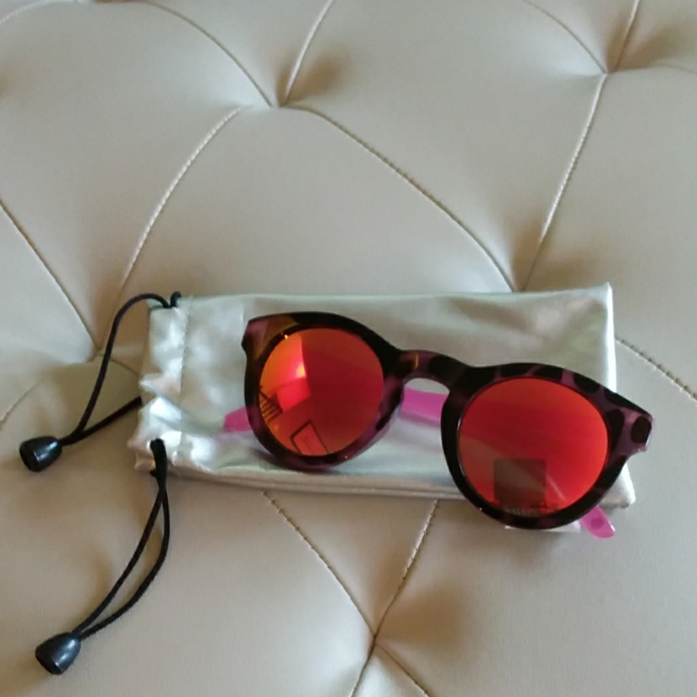 Kensie sunglasses