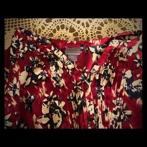 3/4 sleeve flower blouse ❤️ Bundle 3 for $25 ❤️