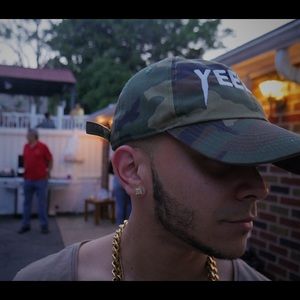 Meet your Posher, Adonis