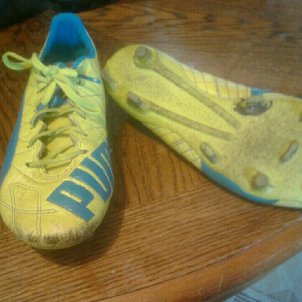 Puma soccer cleats