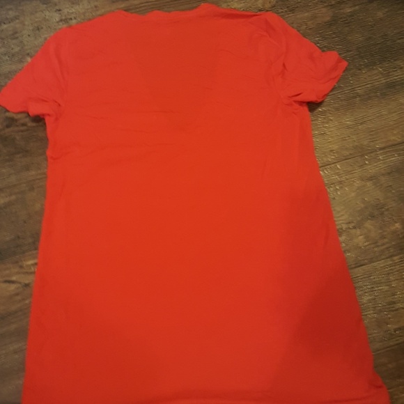 PINK red shirt - Picture 4 of 4