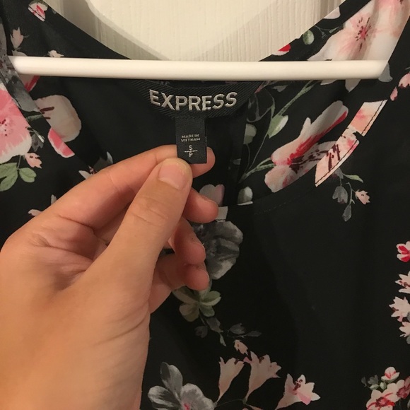 Express Top - Picture 2 of 3
