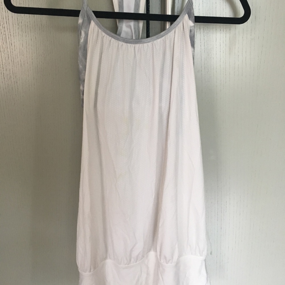 Lululemon tank top built in sports bra