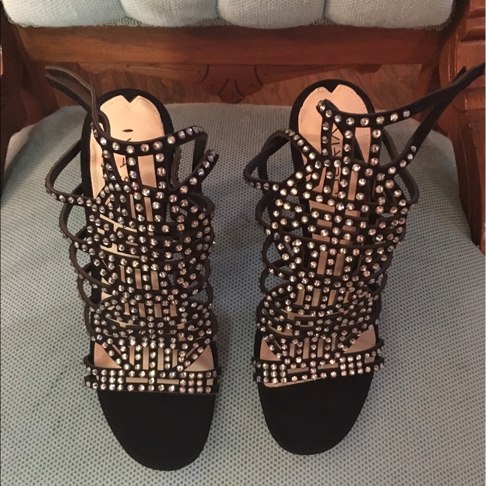 Via Spiga black rhinestone shoes. Size 7