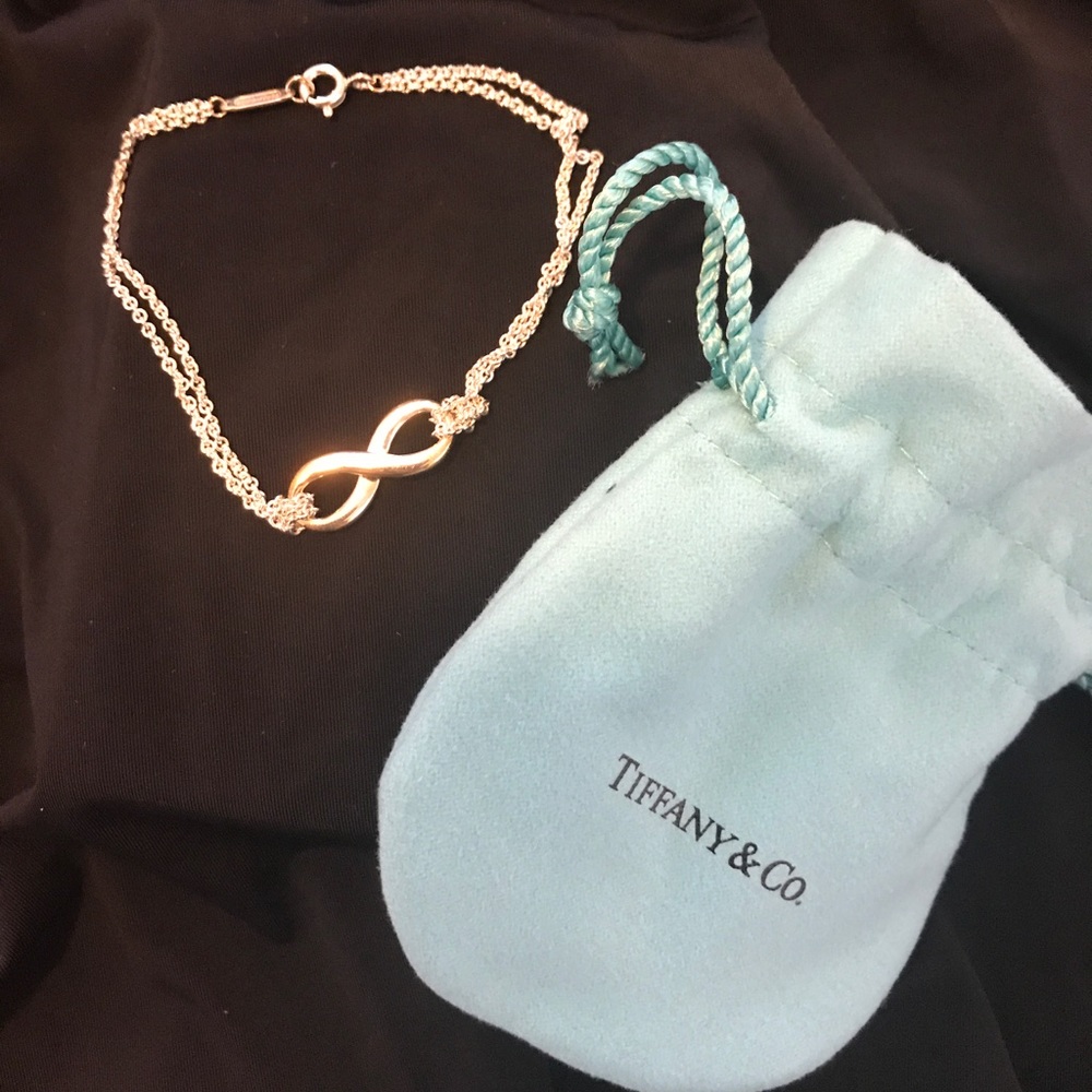 Tiffany's infinity bracelet - sterling silver