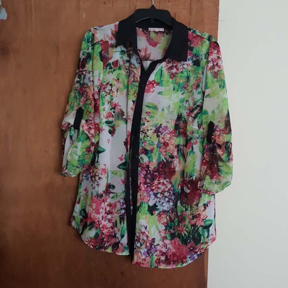 See through accent top