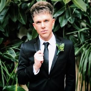 Meet your Posher, Tyler