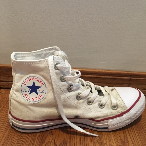 Hightop white converse mens 5 // womens 7 - Picture 3 of 4