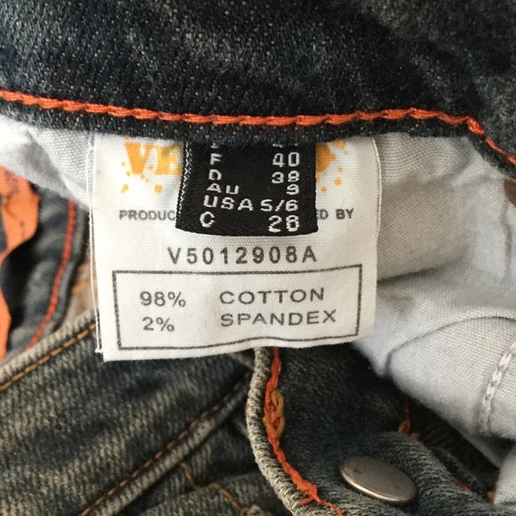 Jeans - Picture 6 of 6