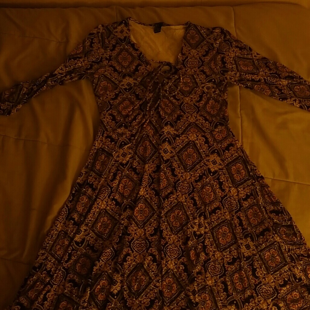 Short, cross lace dress