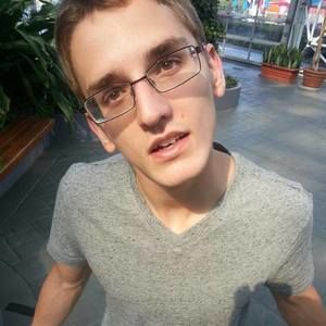 Meet your Posher, Eric